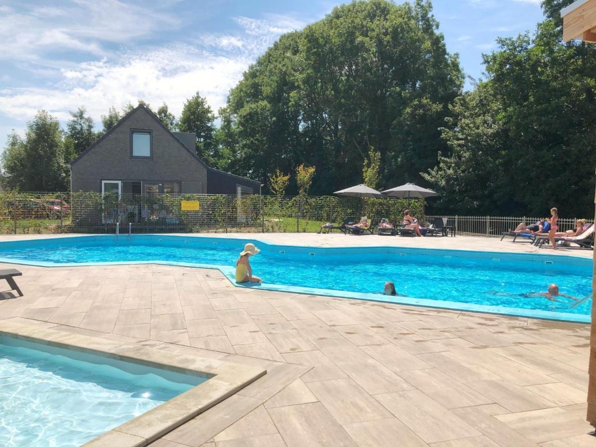Chalet 536 Op Recreatiepark De Wielen Sint Maarten Eksteriør billede